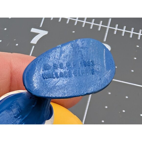 Wallace Berrie Snorks Figure Lot of 3 Baseball Football Bathtime - Picture 9 of 10